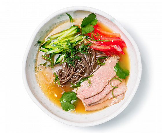 Холодный суп с говядиной 1